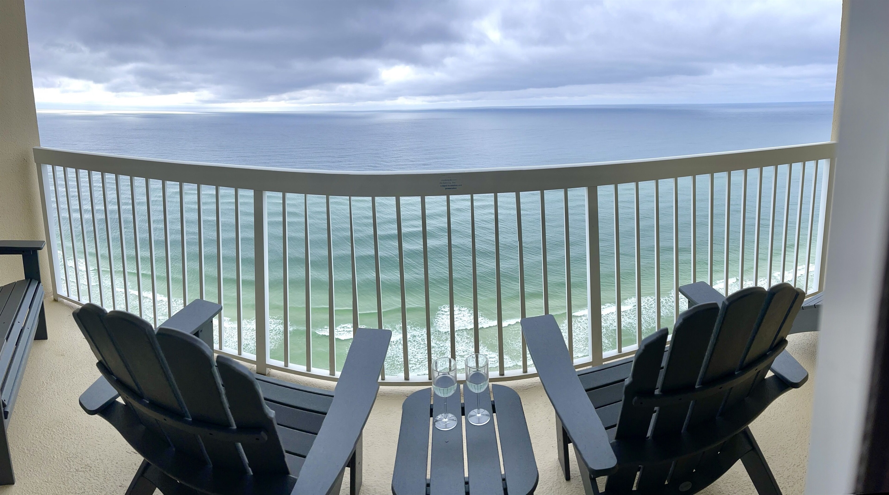 Watch Amazing Sunsets from this balcony