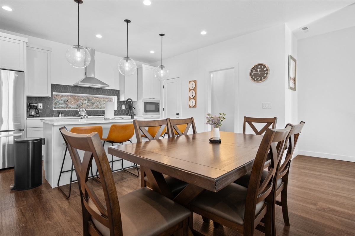 Open dining area connected to the kitchen and living room.