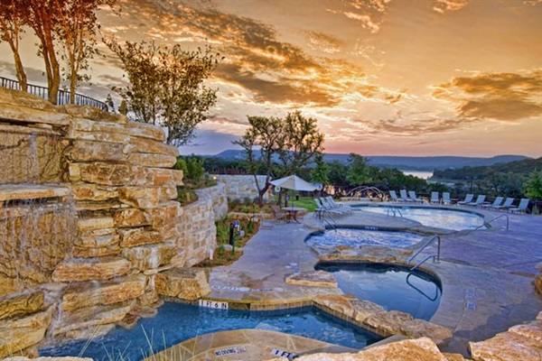 Fireside in the Hills | 5 Star Resort & 4 Pools