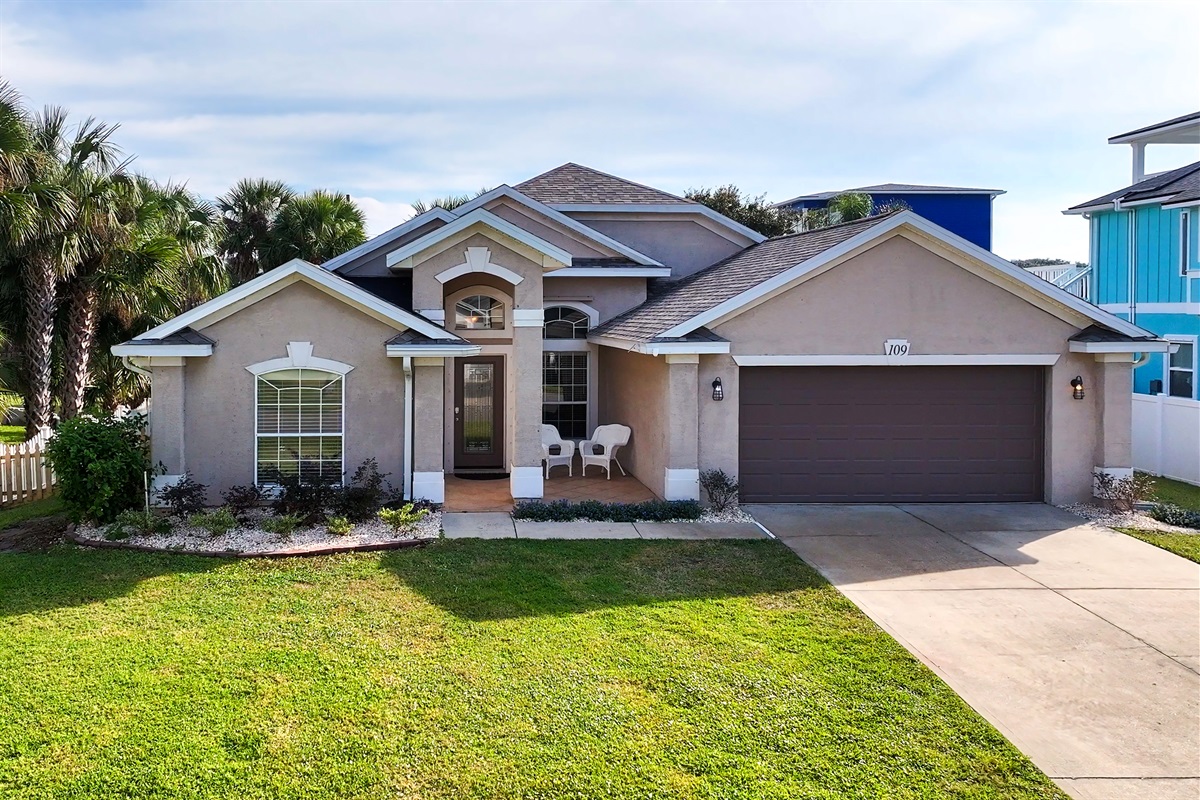 Just next door, Pink Flamingo!