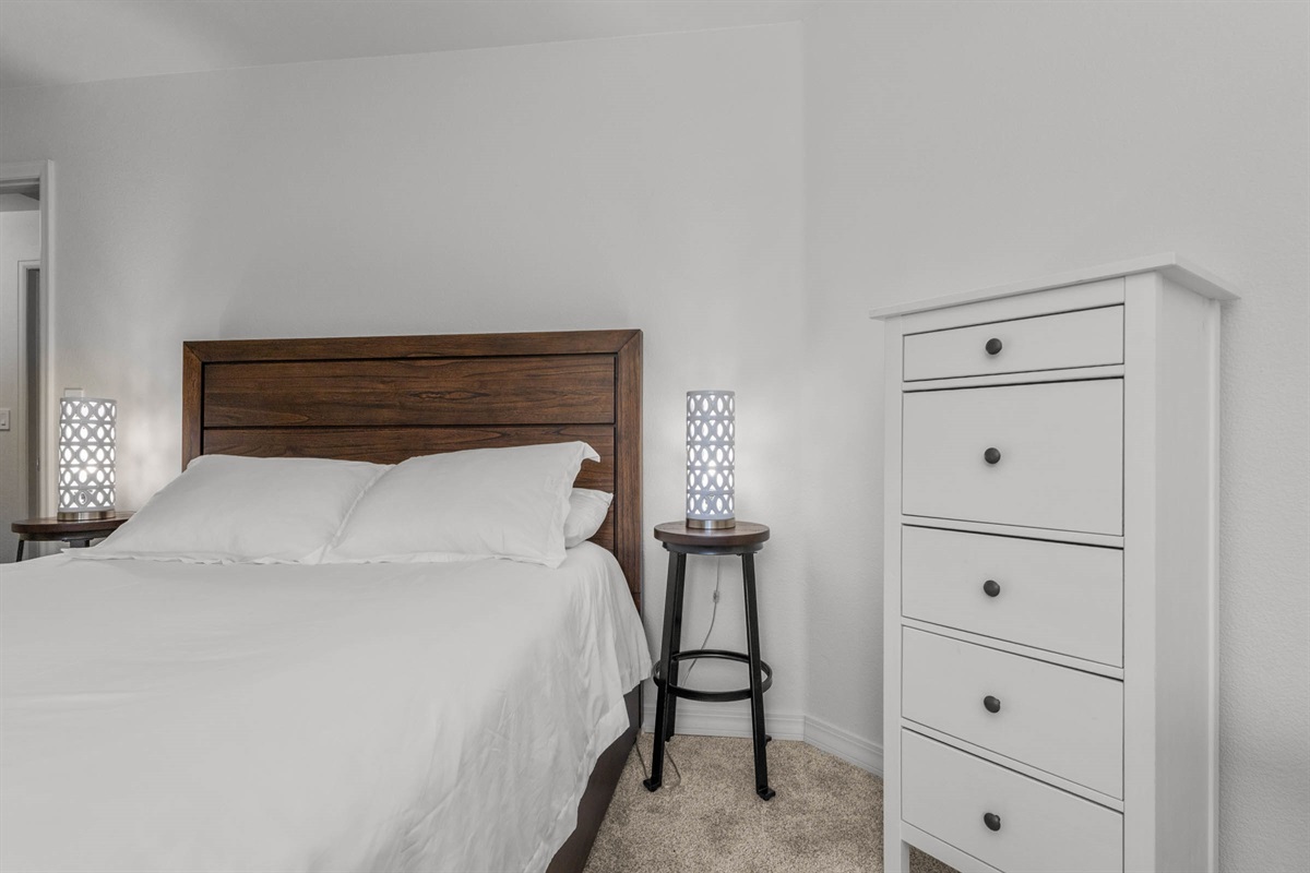 Bedroom 2 | Queen Size