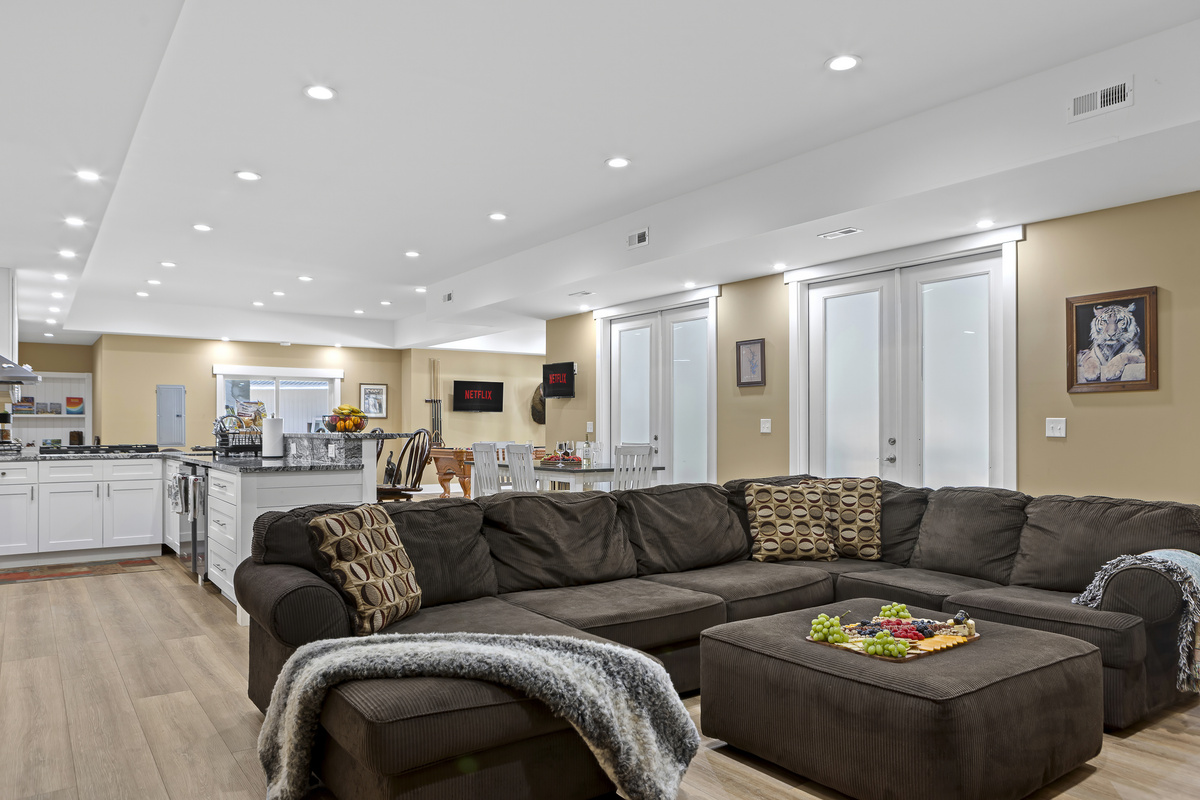 Living Room: Bright, airy retreat with chic decor, perfect for relaxation and entertainment!
