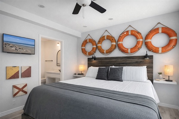 Titanic Primary Suite (Main Floor): King bed with coastal charm — this suite includes a private ensuite bathroom.
