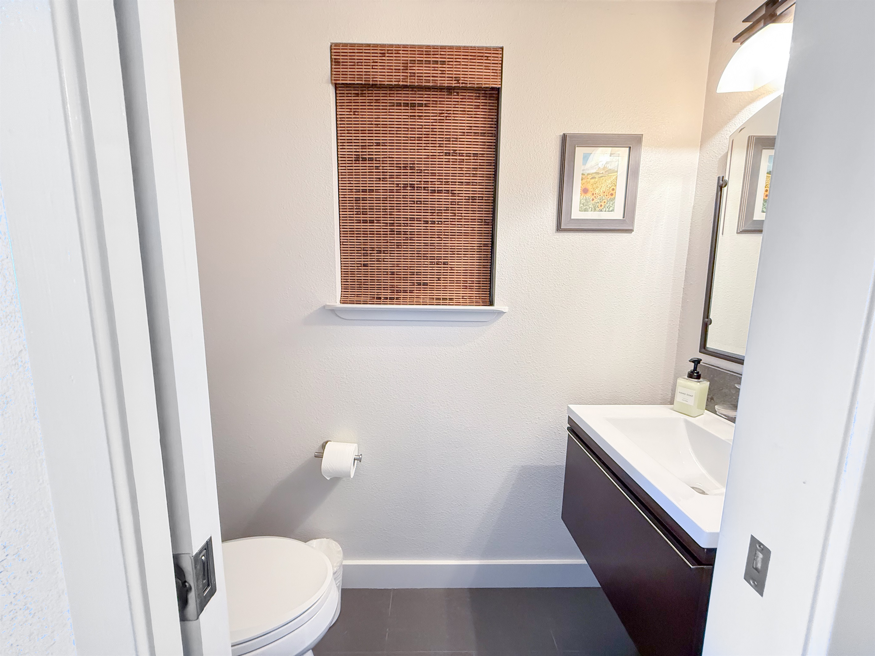 Half bathroom in the hallway