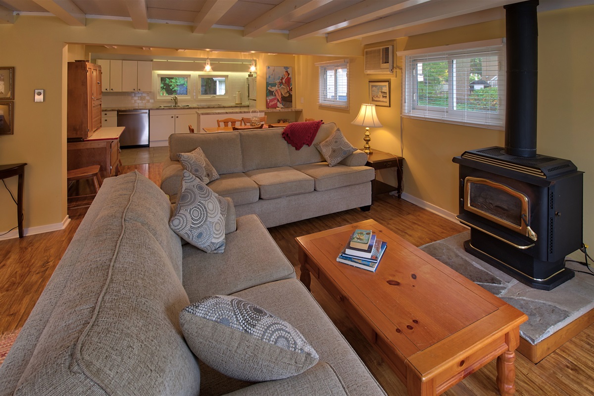 e2cd17f8924942618e10076276ea7153 Large