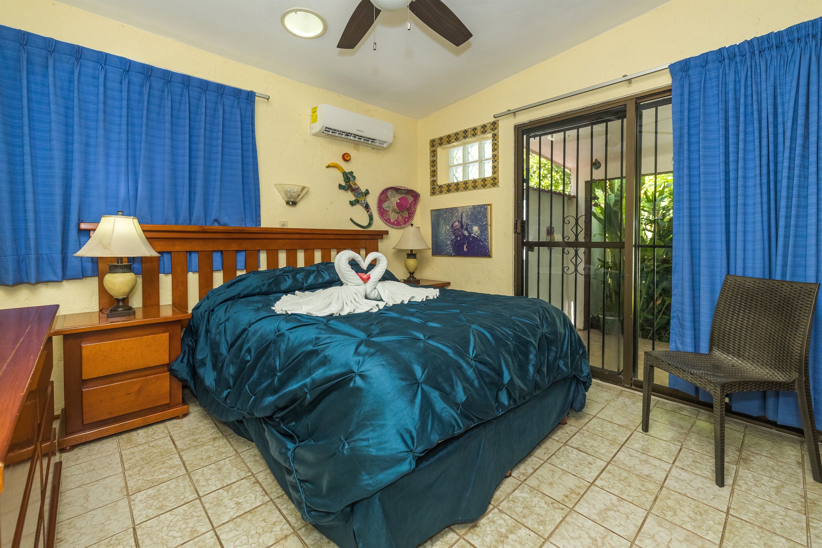 Bedroom 2 with Shared Bathroom