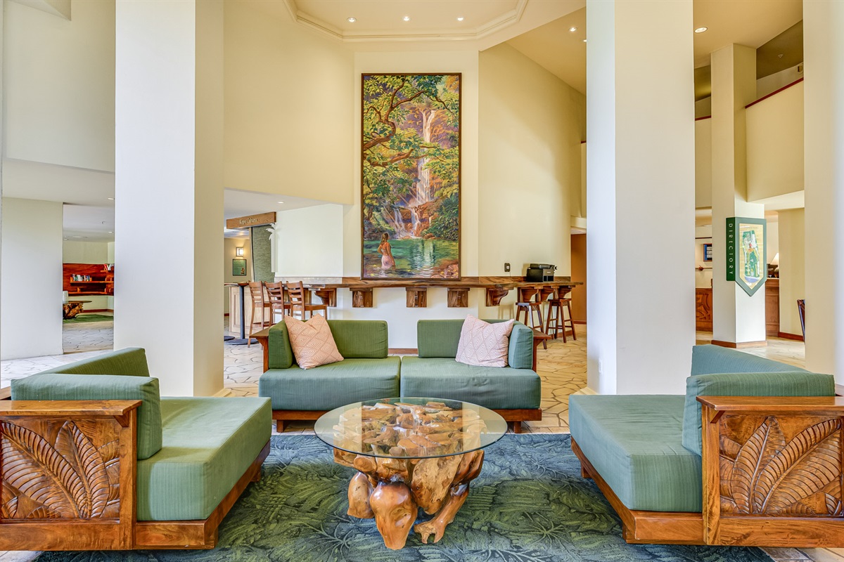 Old Hawaii style lobby