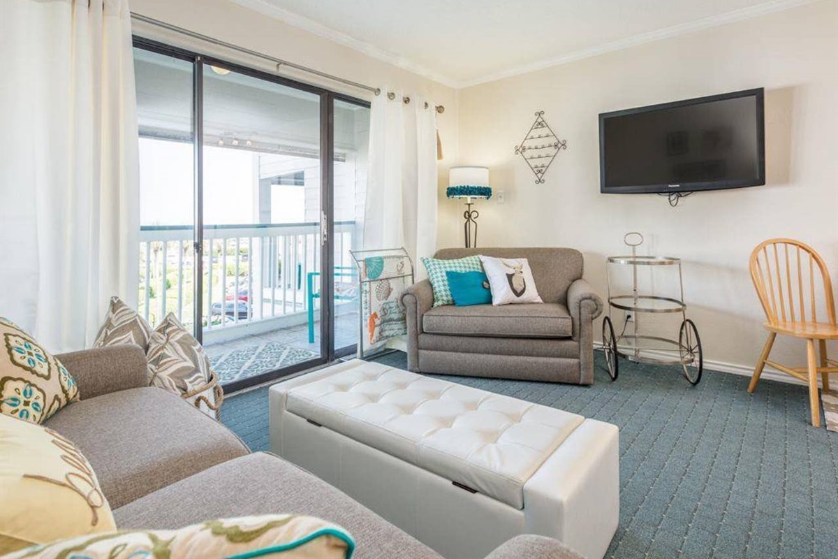 Condo With Double View 287 Team Mamo Realty, Inc.