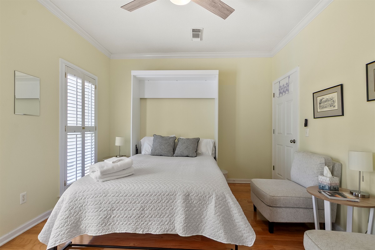 Downstairs Bedroom l Murphy Bed