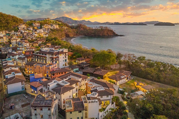 Steps from the Beach | 2BR Ground Floor Flat in Las Catalinas