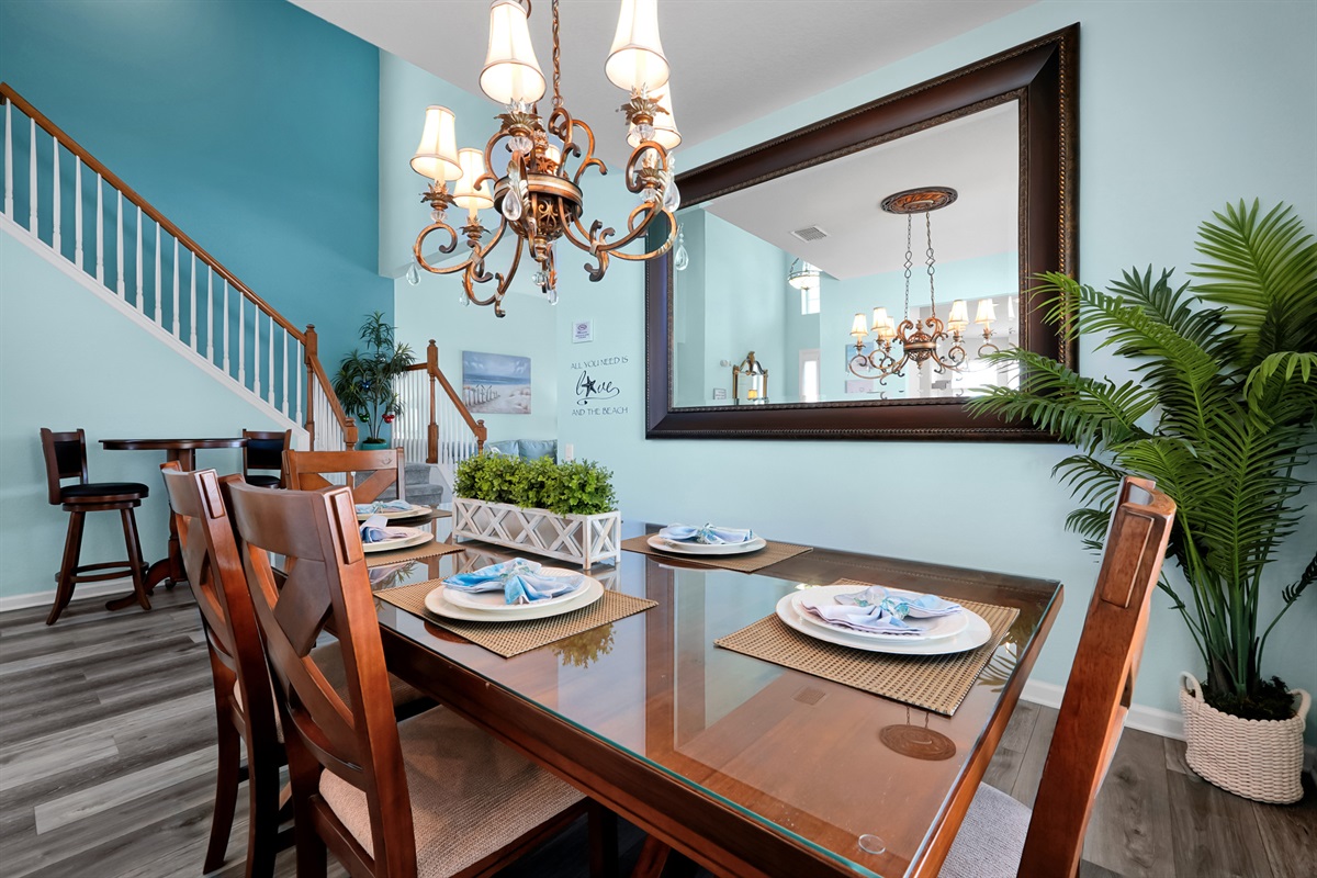 Note the 2 extra bistro seats, in case you need extra seating for a large family dinner