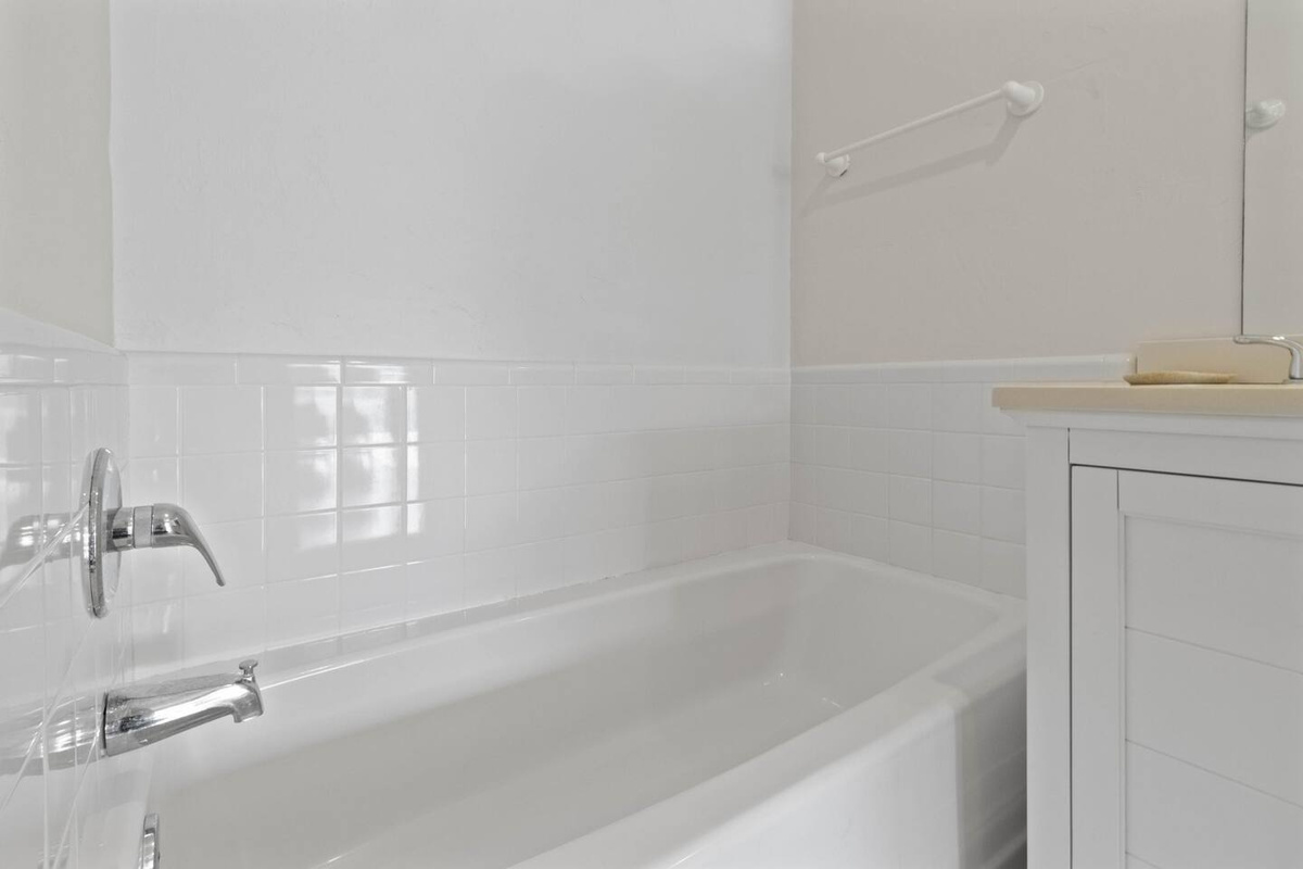Slide into the soaking tub after a full day in the sun and salt water &mdash; this is what recovery looks like at On Beach Time2.