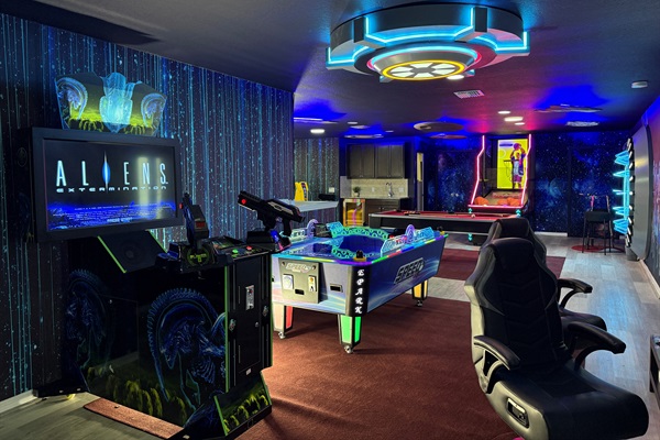Aliens Exterminator Arcade Game -  And Xbox Video Console With TV