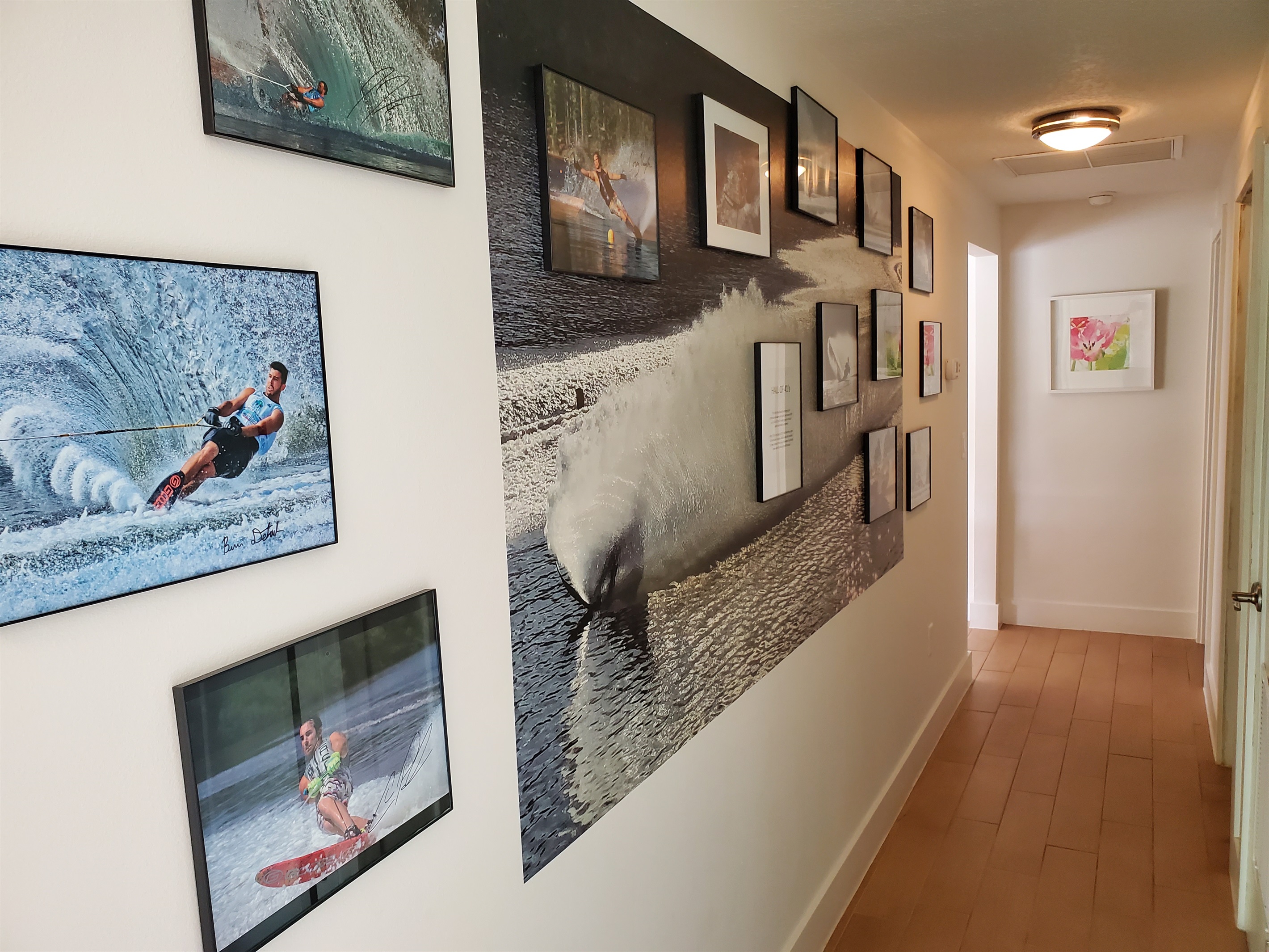 The '41-0ff Wall of Water-skiers' - pro level skiing at its best!