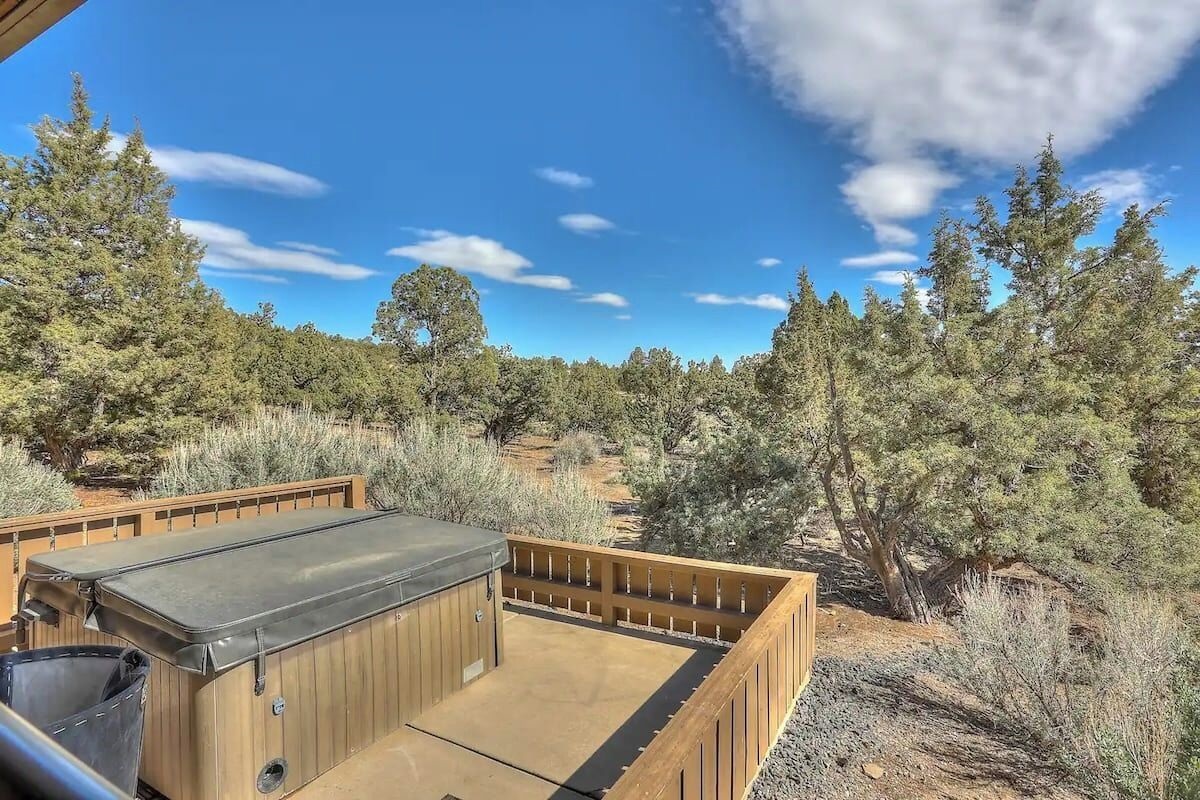Hot tub off the back deck, private feel with stargazing views