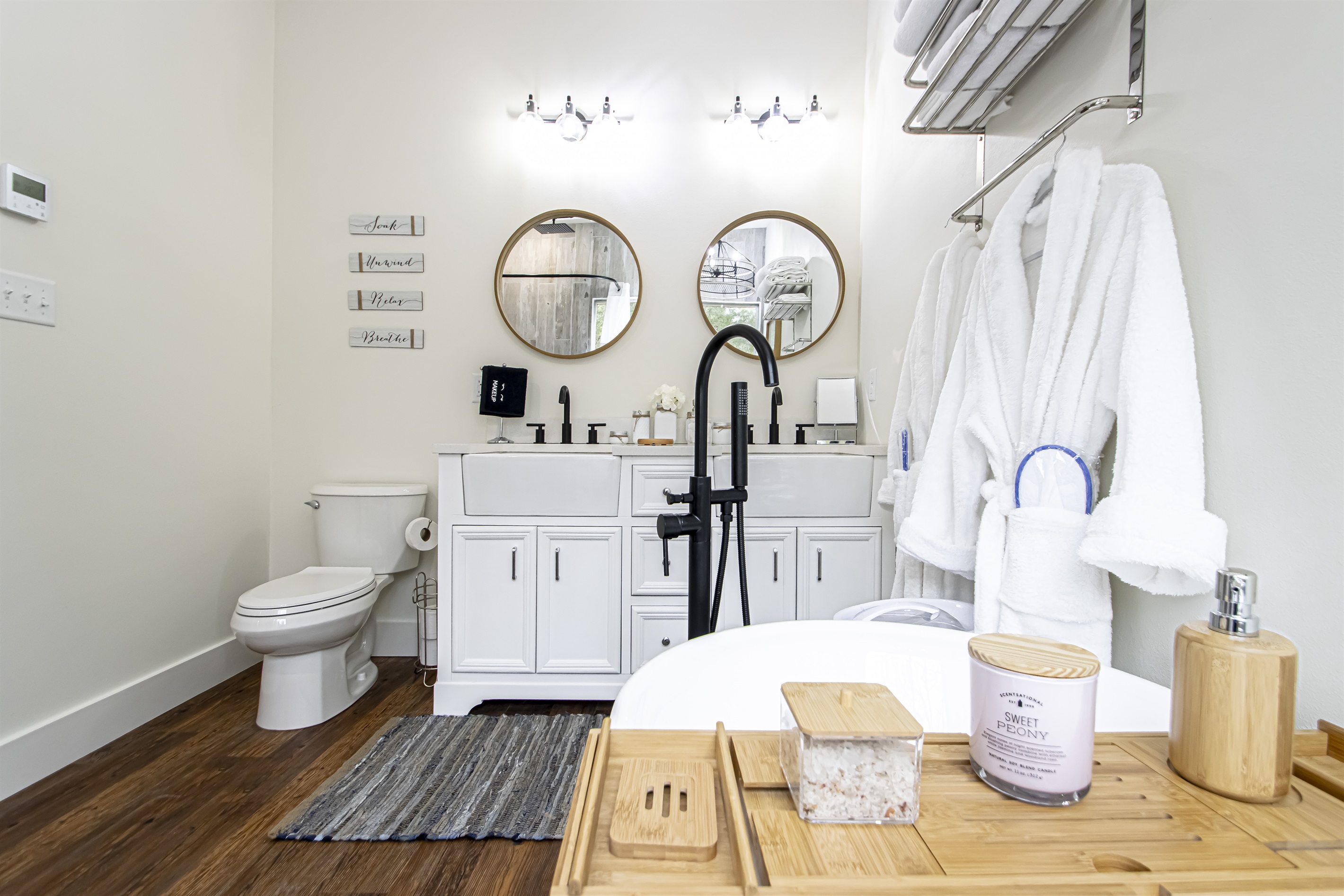 Bathroom of Barn House