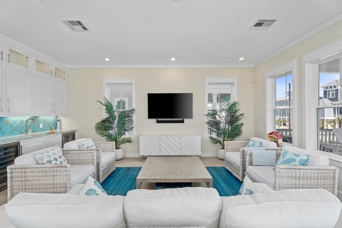 e35fb3d0a1424dbe8c38add560102000 Large | Beachhouse | Texas | TX | Vacation Homes | Galveston | Crystal Beach | Kokomo | Breezy Days | Beachfront Elegance | Sunrise Serenity | Southern Sands Property Management, LLC