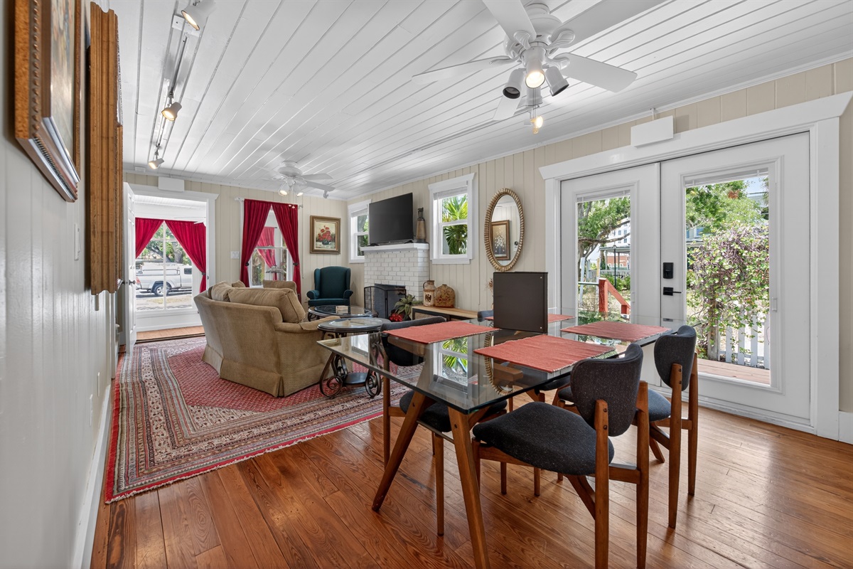 Dining/Living Room