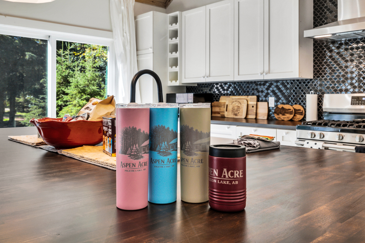 Little touches make a stay feel special—our Aspen Acre drinkware is ready for coffee on the deck or a cold drink after a day outside.