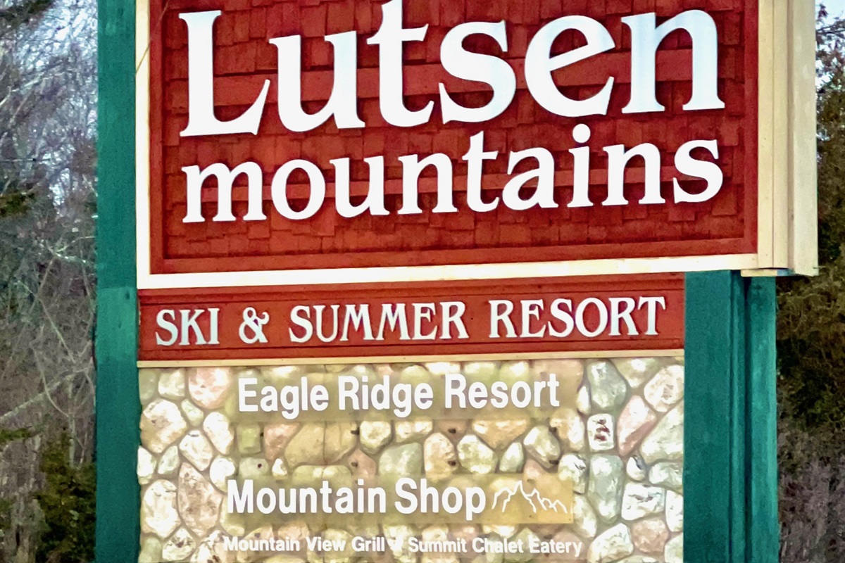 Lutsen mountain is only 7.1 miles away!