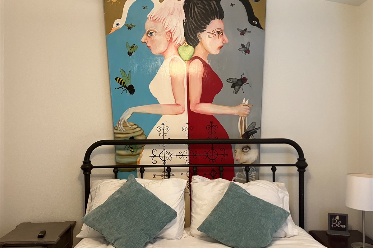 Second bedroom, aka "Mistress"