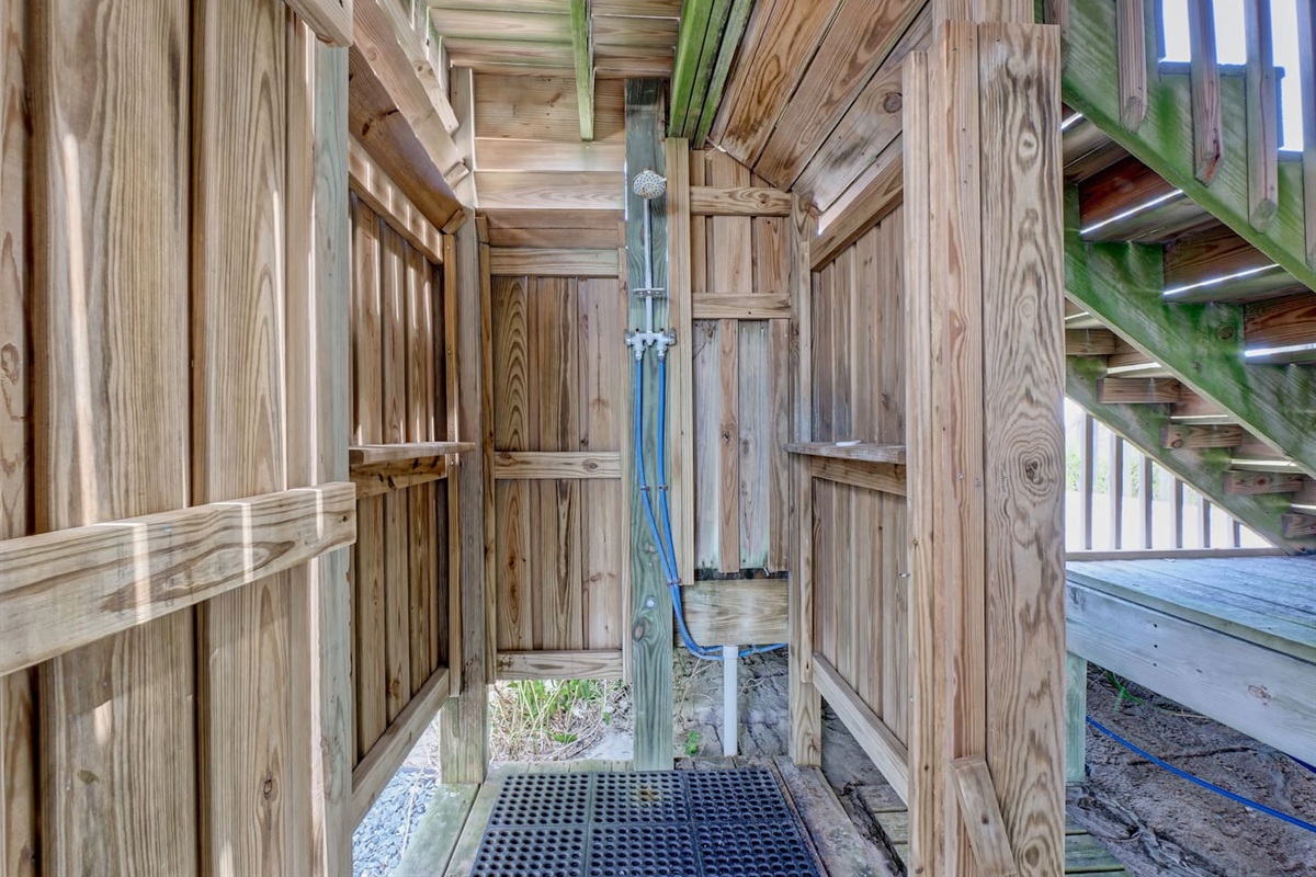 Outdoor shower - located under the deck.