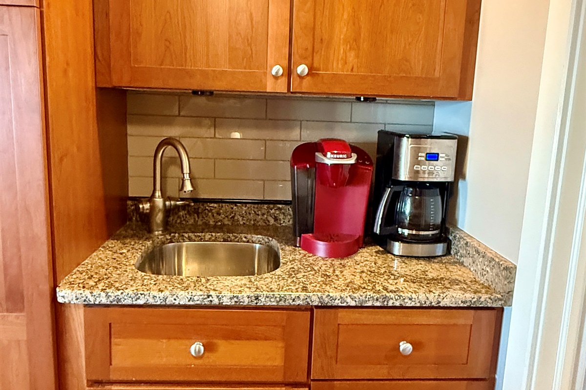 Beverage Station, 2nd sink