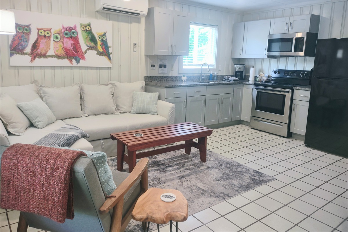 Deep Creek Lodge Apartment Sleeps 4! LIV! Stays