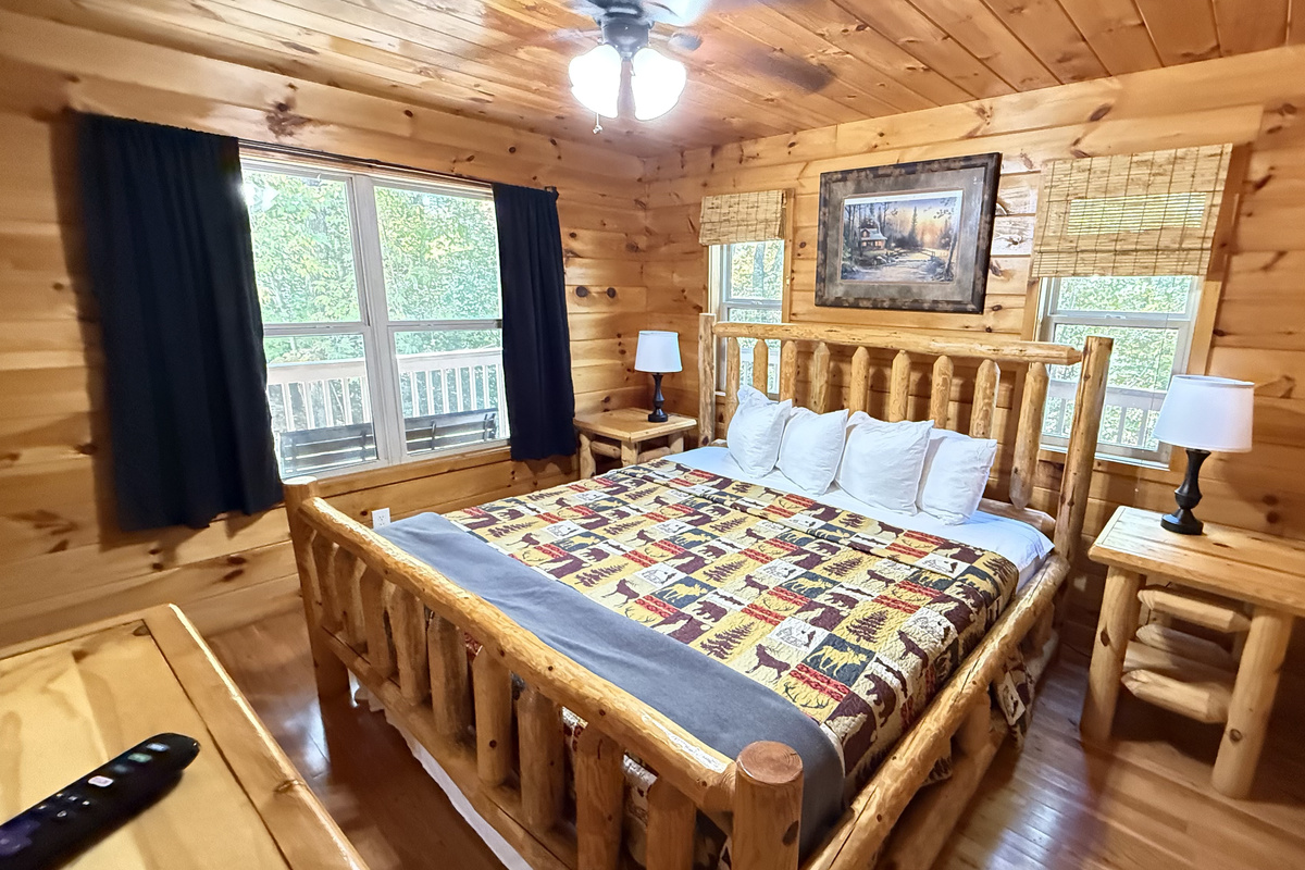 Master King Bed w Real Log Beds on Main