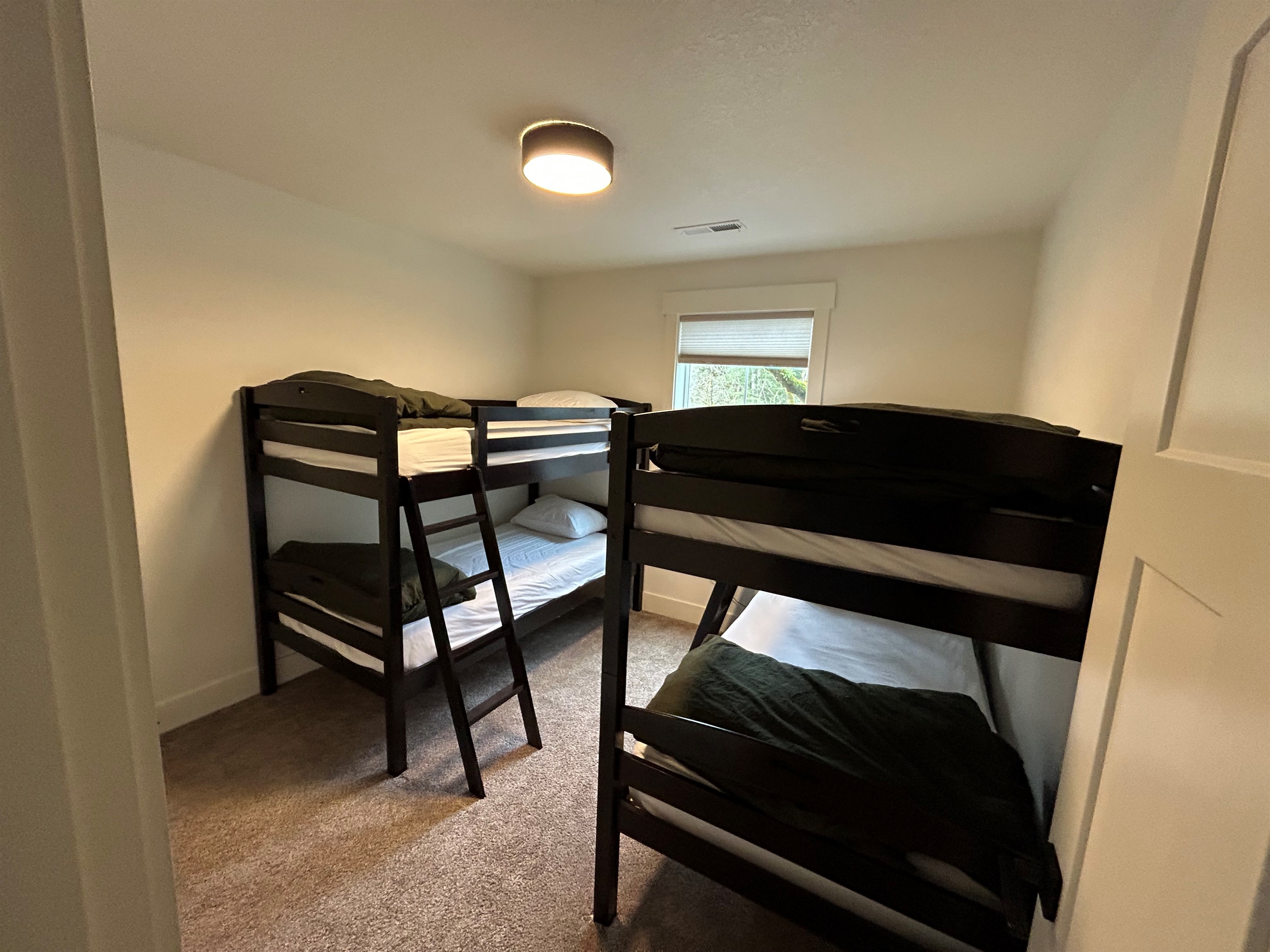 Mt Hood Hideaway Bunk bedroom