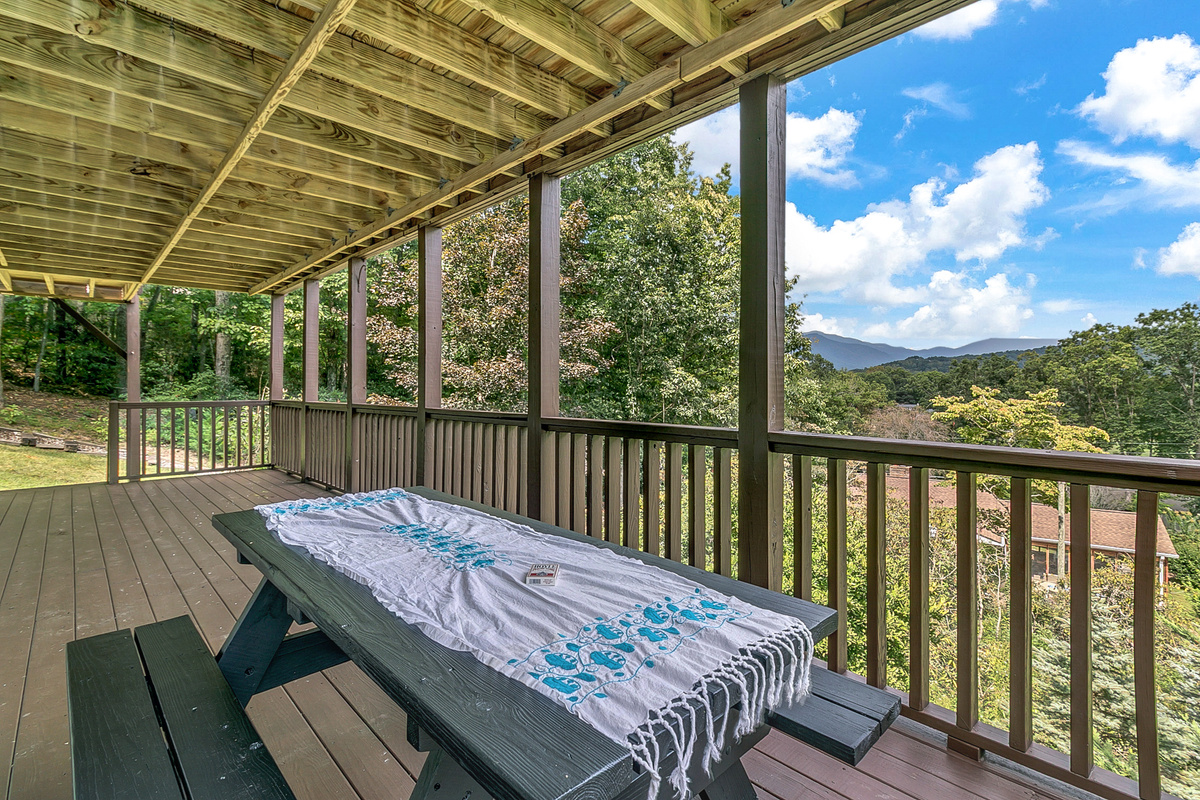 Lower Deck with Mountain Views and Picnic Table