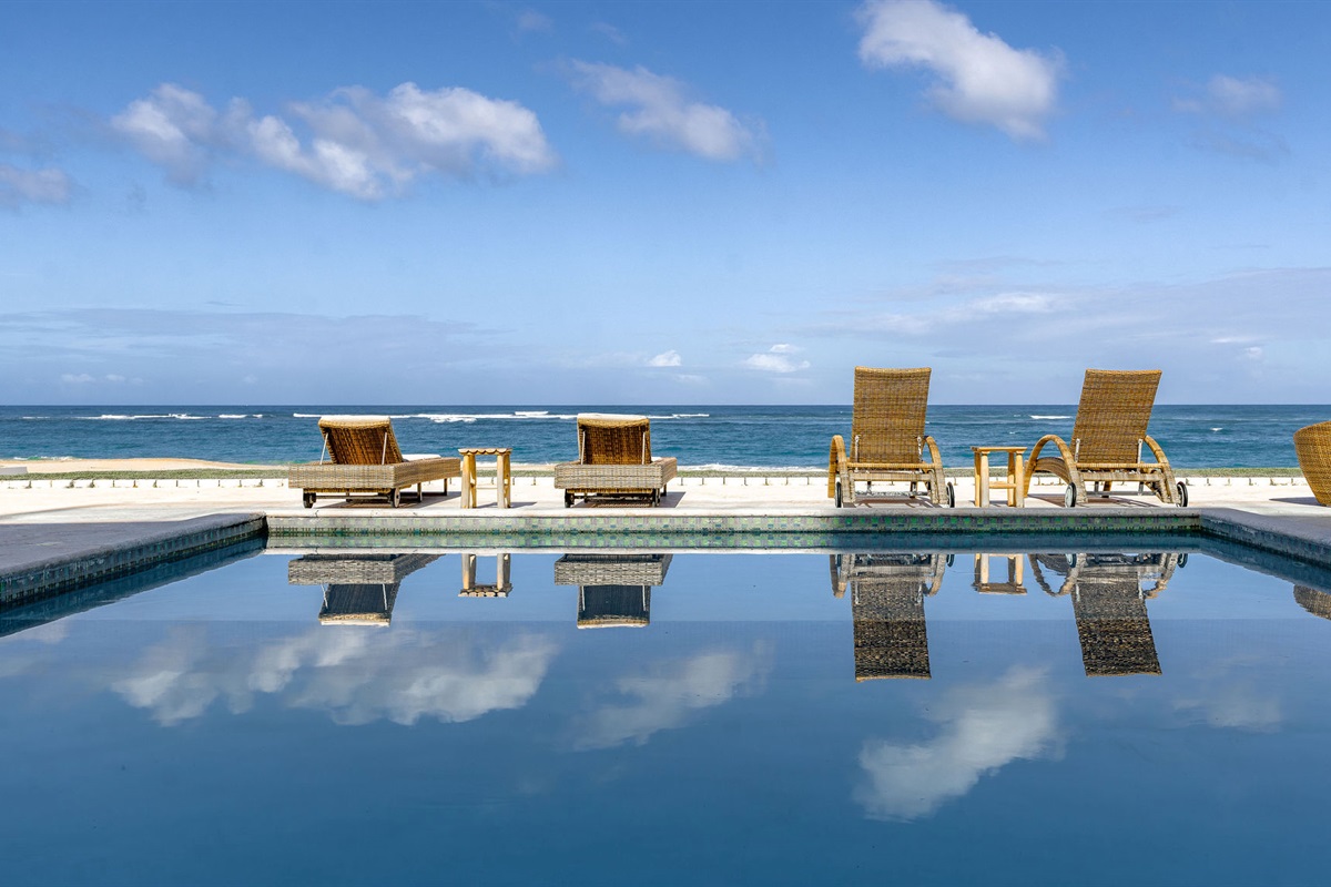 Stunning views from the pool!