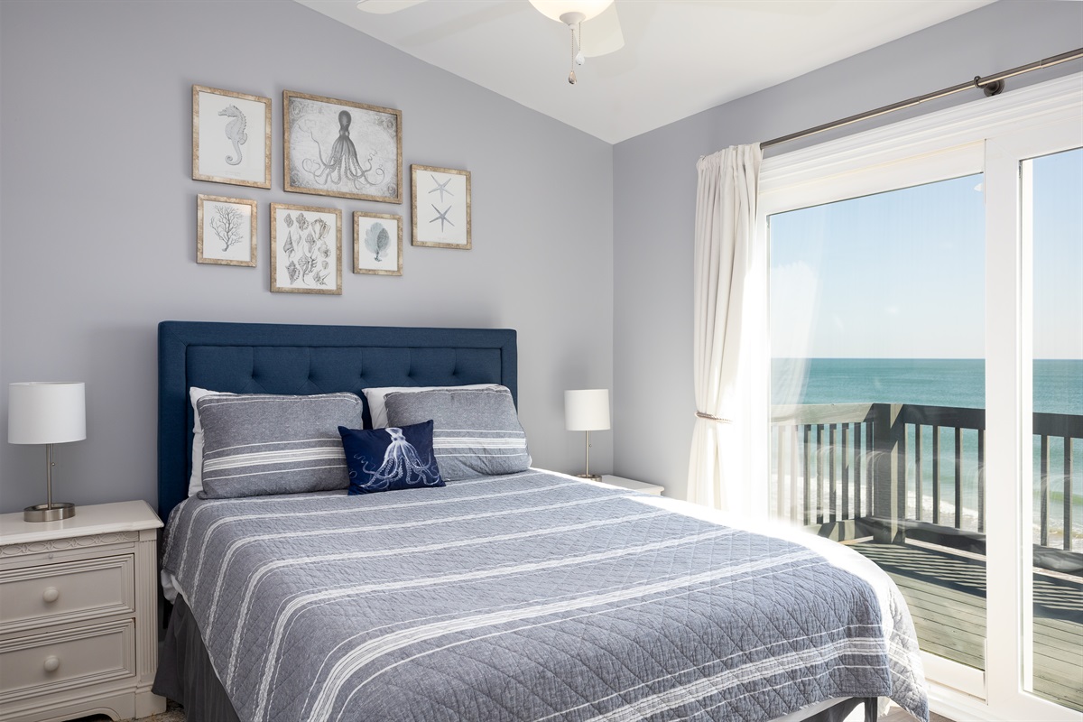 3rd floor master bedroom with oceanfront balcony