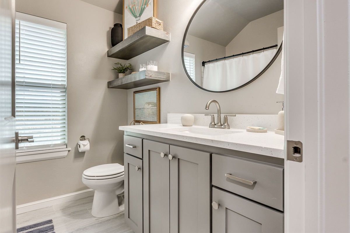 Guest Bathroom