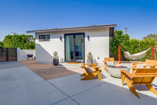 Detached private casita with separate entrance