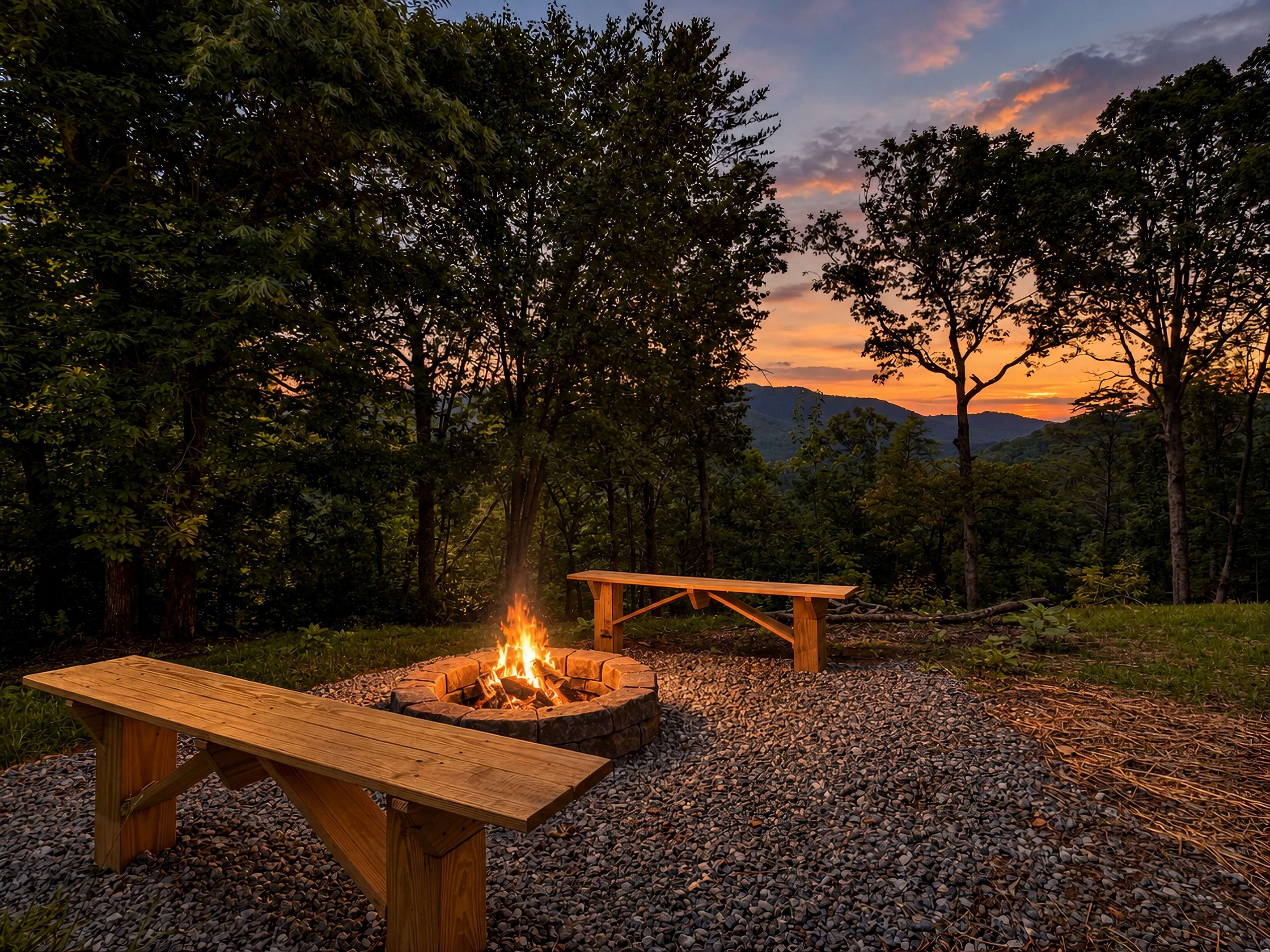 Fire-pit area. Great for roasting S'mores! 
