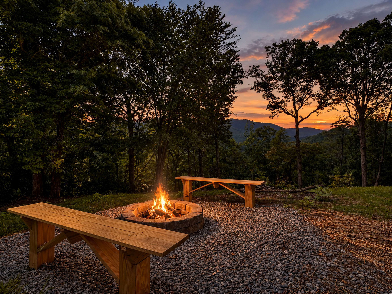 Fire-pit area. Great for roasting S'mores! 