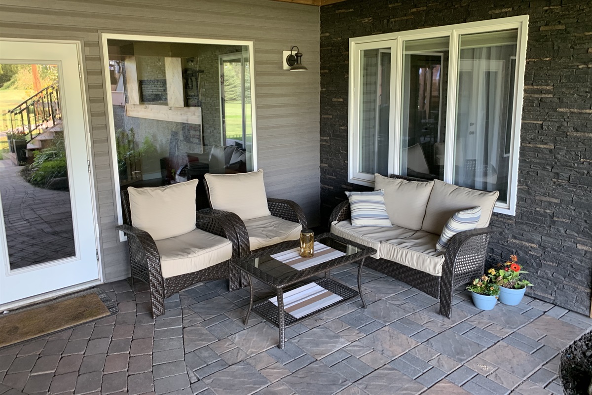 WALK OUT PATIO AND SEATING