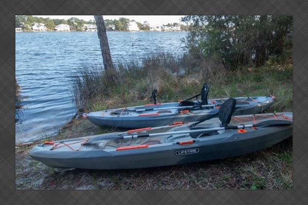 2 fishing kayaks to explore Eastern Lake or kayak to the beach! 