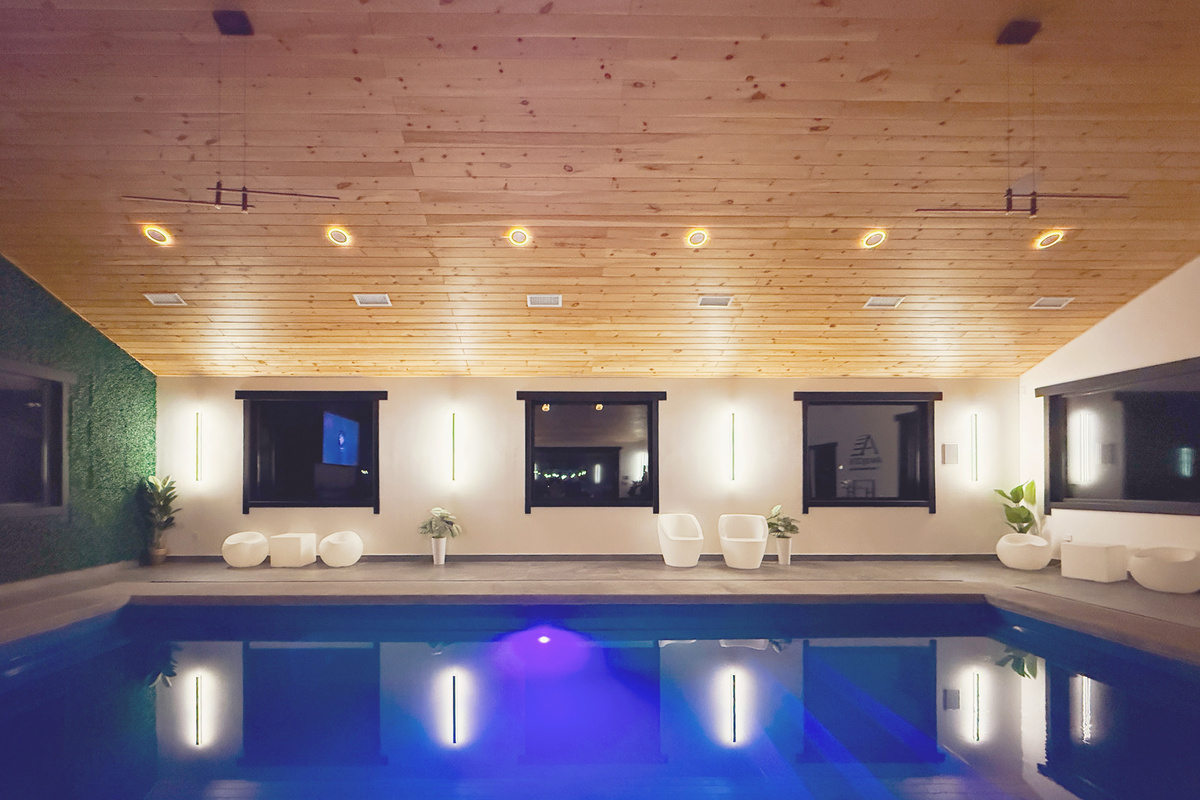Beautiful indoor pool