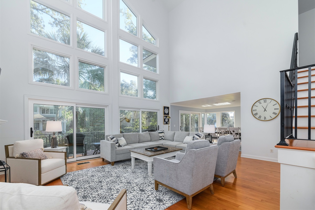 Large inviting living room