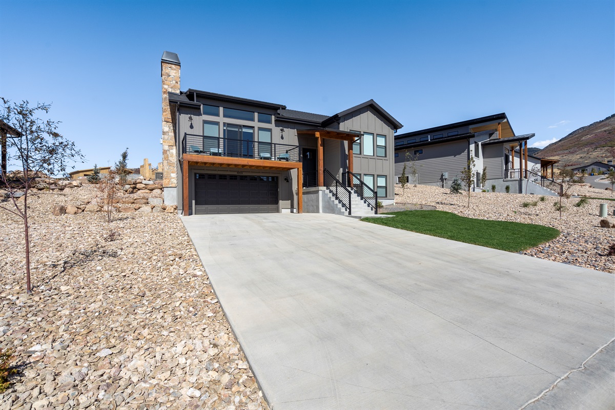 Spacious driveway with easy access to the home and ample parking.