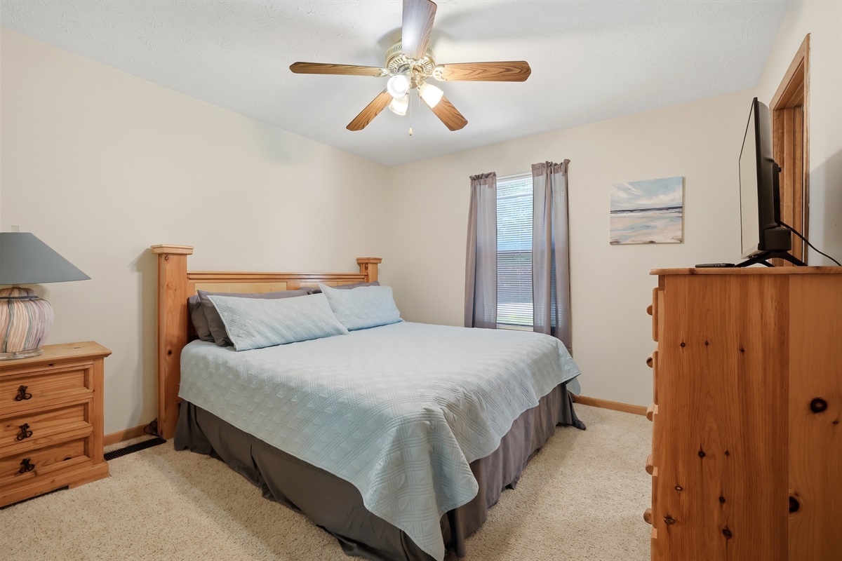 Upper Level Bedr0om #3 King Bed