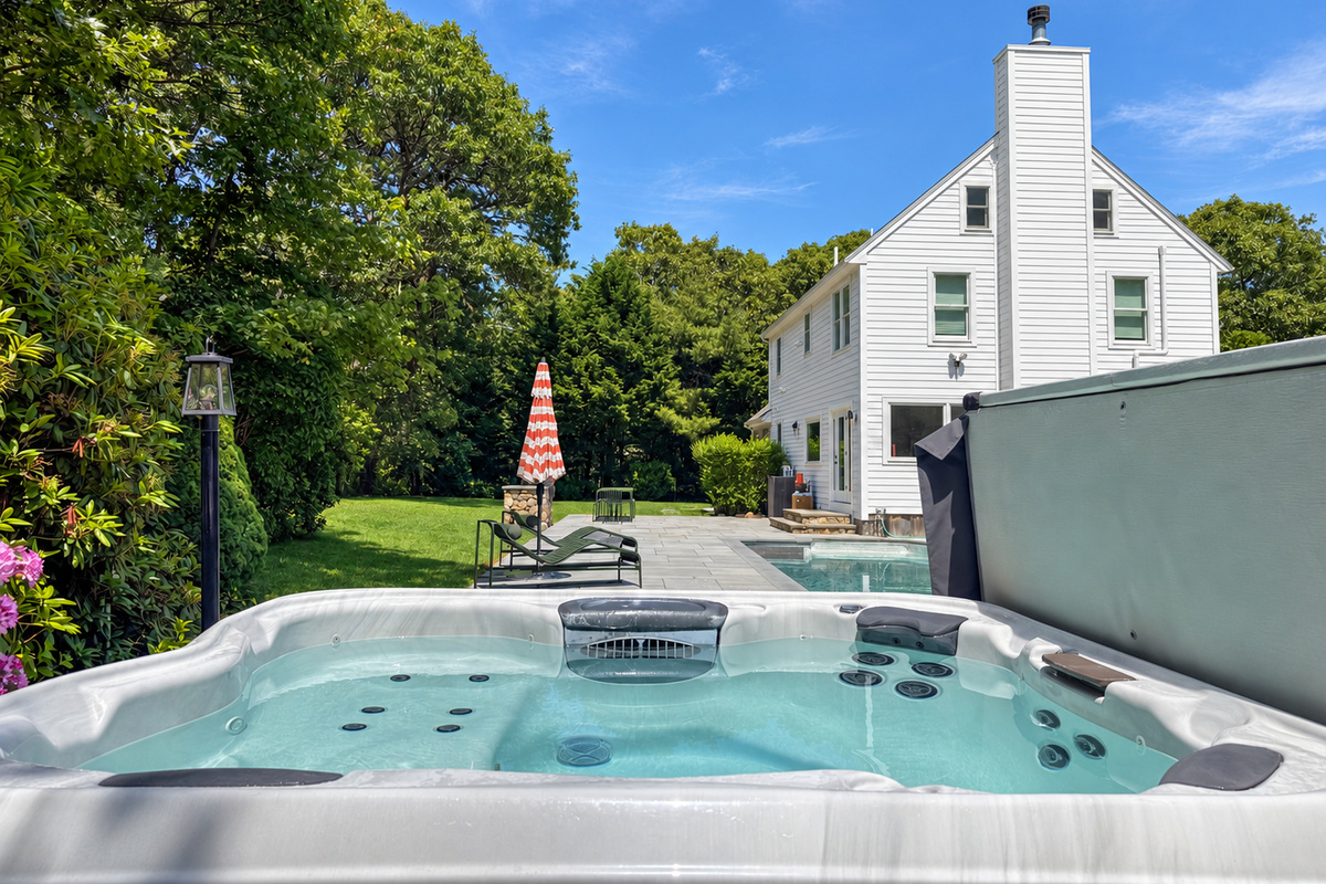 Hot tub and patio lounging