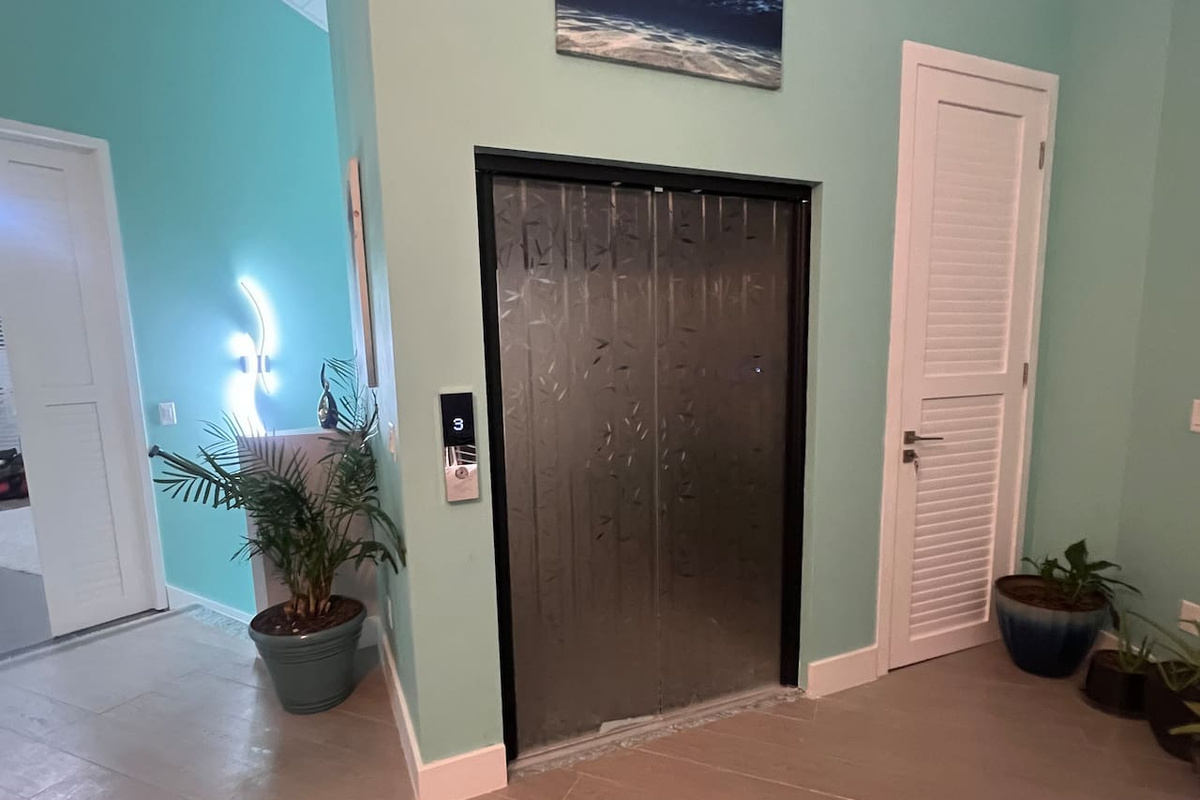 Elevator