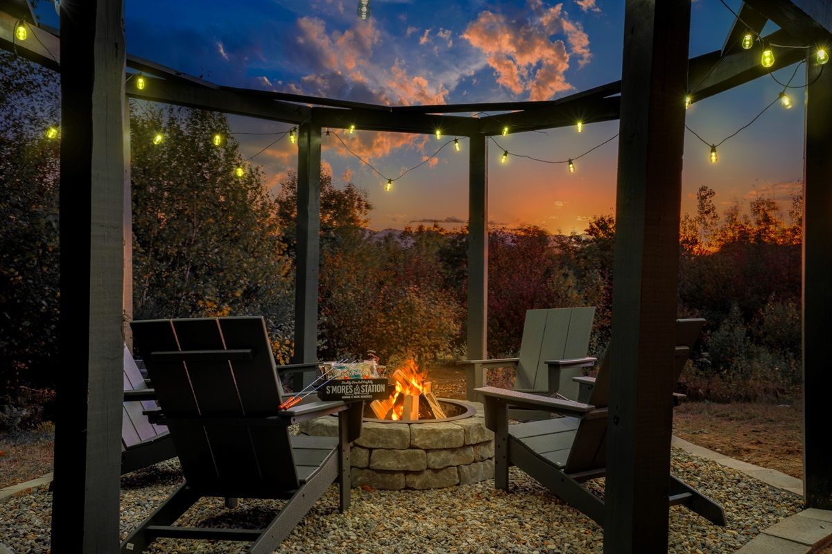 Welcome to Mountain Vista — your peaceful Bethel escape with breathtaking mountain views.