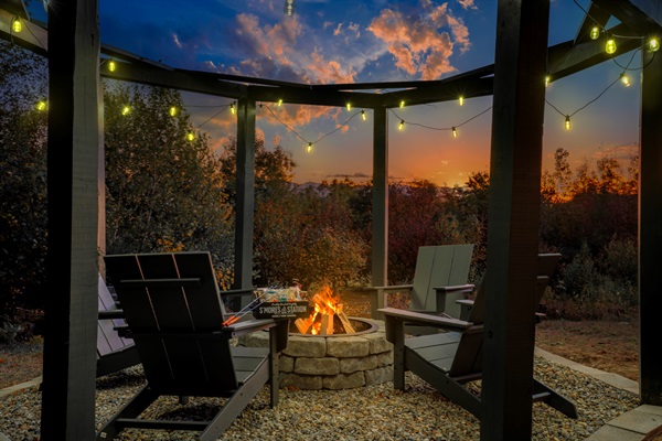 Welcome to Mountain Vista — your peaceful Bethel escape with breathtaking mountain views.