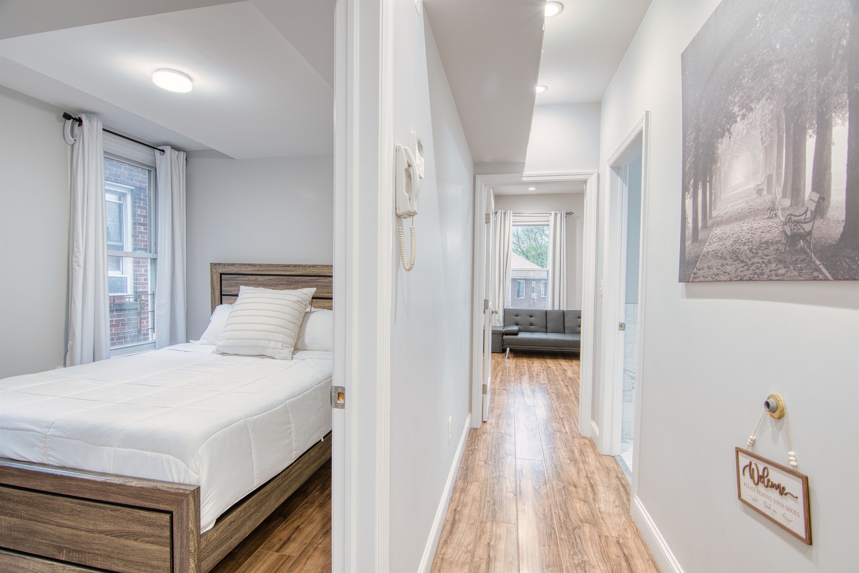 Hall towards bedrooms