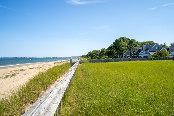 Endless coastal scenery, soft sand, and ocean views make this the perfect setting for a seaside getaway.