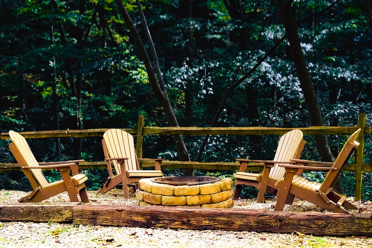 Fire pit for s’more s and bonding time amongst nature's finest!